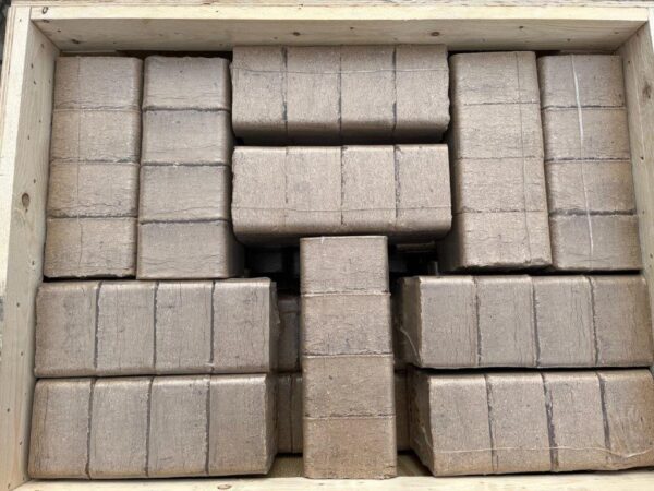 Ruf Holzbriketts Buche-Kiefer in der Kiste 10kg/Pack, 32 Pack/Kiste – Bild 2